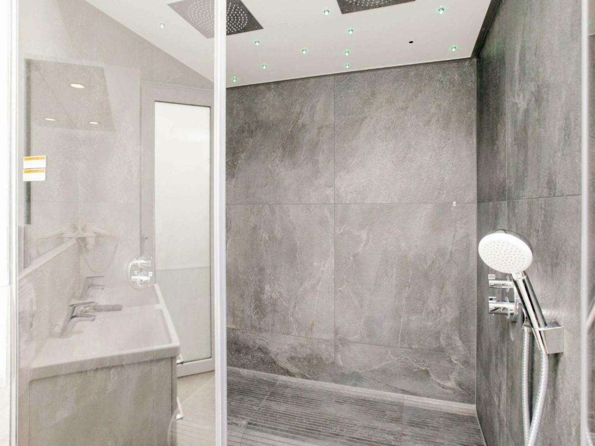 6 Person Holiday Home In Wendtorf エクステリア 写真